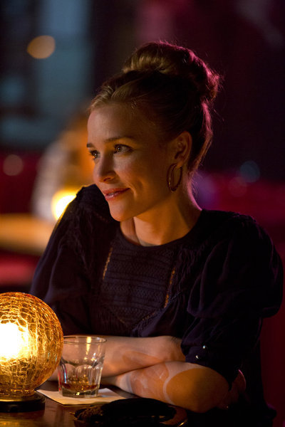 Still of Piper Perabo in Go On (2012)