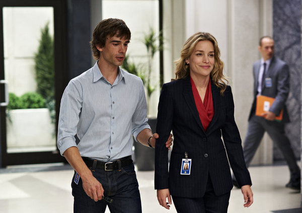 Still of Piper Perabo and Christopher Gorham in Covert Affairs (2010)