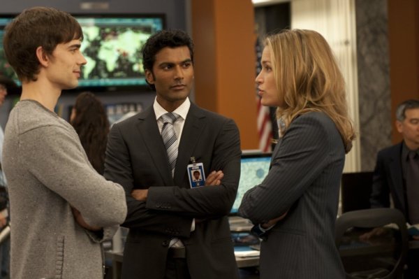 Still of Piper Perabo, Christopher Gorham and Sendhil Ramamurthy in Covert Affairs (2010)