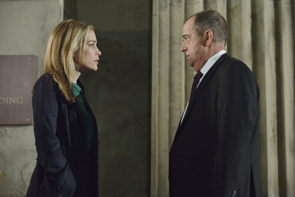 Still of Piper Perabo and Gregory Itzin in Covert Affairs (2010)