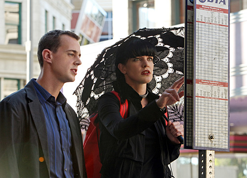 Still of Pauley Perrette and Sean Murray in NCIS: Naval Criminal Investigative Service (2003)