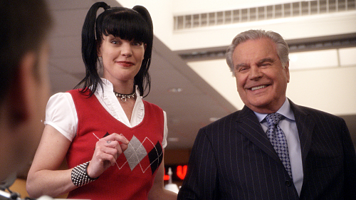 Still of Robert Wagner and Pauley Perrette in NCIS: Naval Criminal Investigative Service (2003)