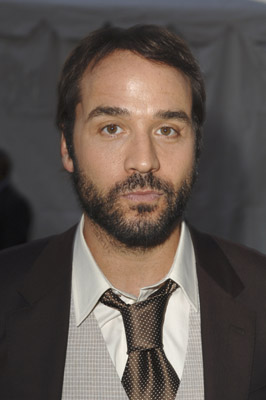 Jeremy Piven at event of 2005 American Music Awards (2005)