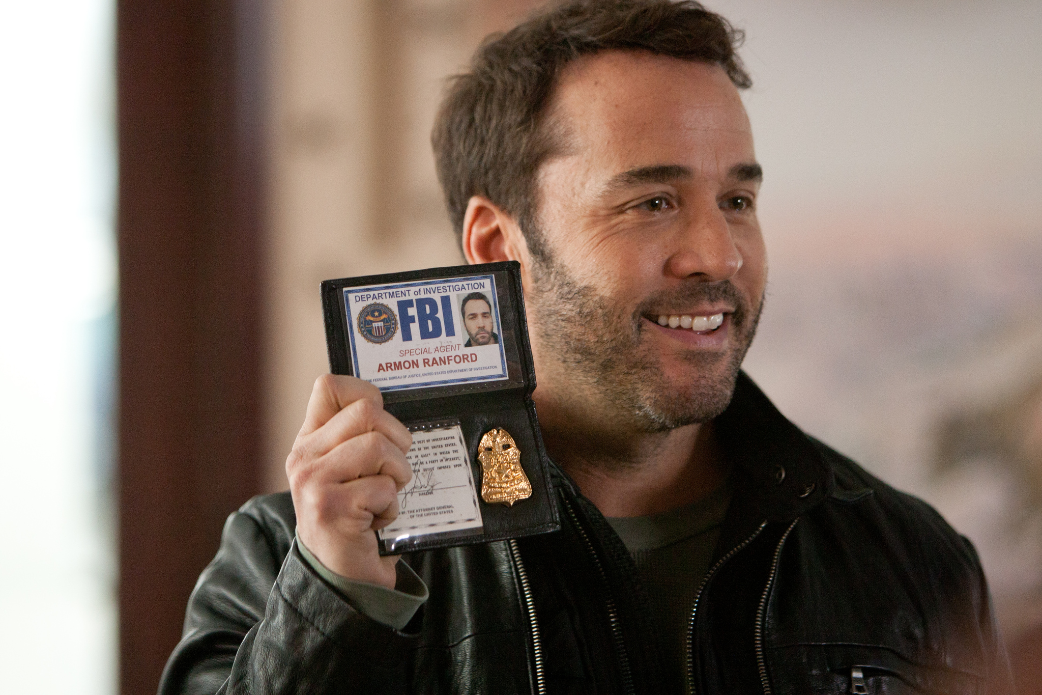 Still of Jeremy Piven in So Undercover (2012)