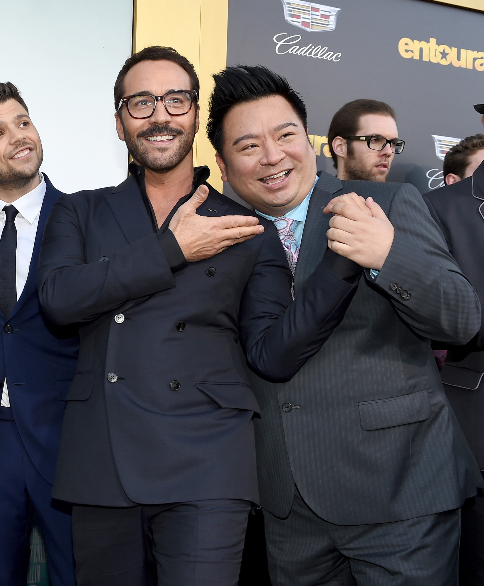 Jeremy Piven and Rex Lee at event of Entourage (2015)