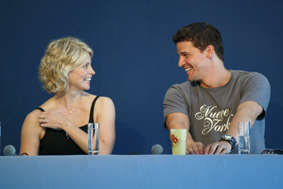 David Boreanaz and Monica Potter at event of I'm with Lucy (2002)