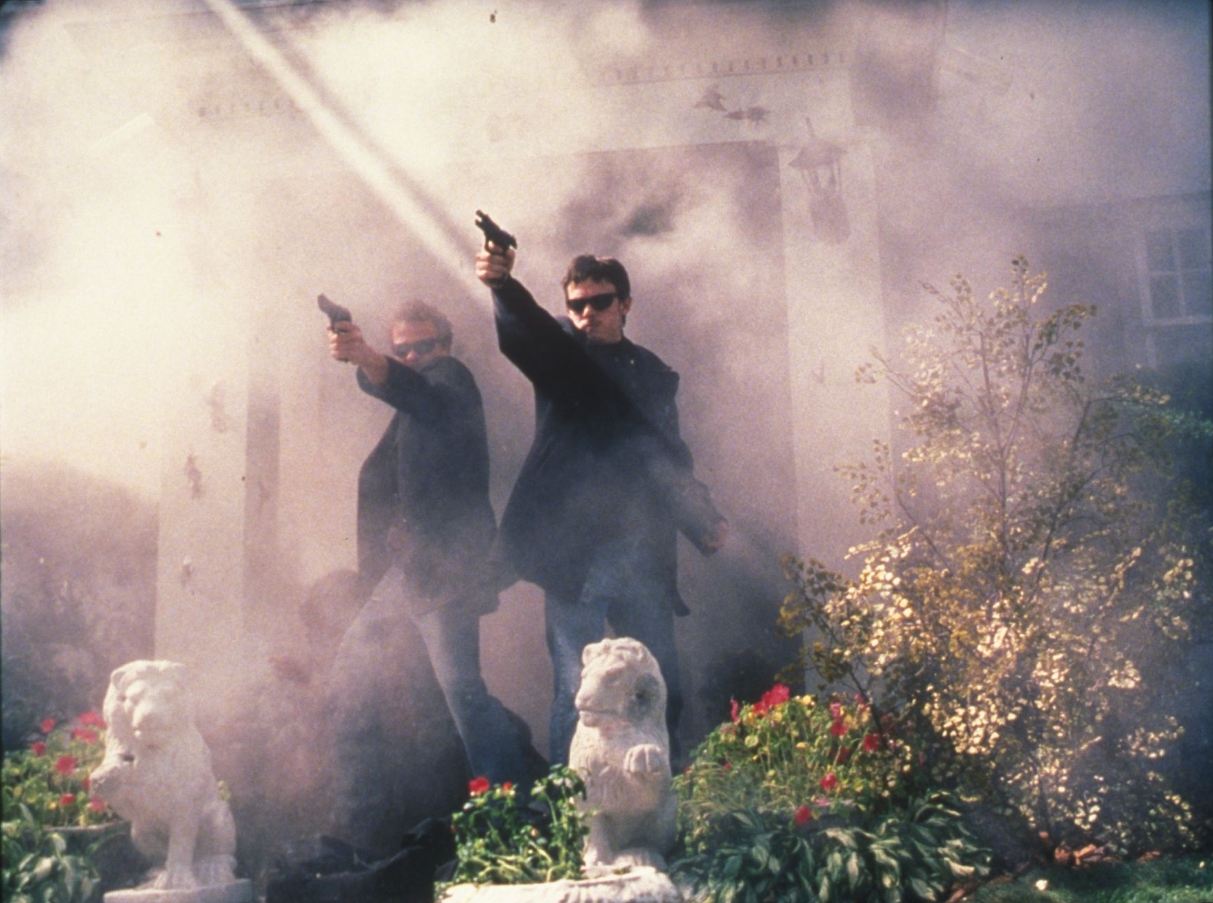 Still of Sean Patrick Flanery and Norman Reedus in The Boondock Saints (1999)