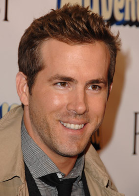 Ryan Reynolds at event of Adventureland (2009)