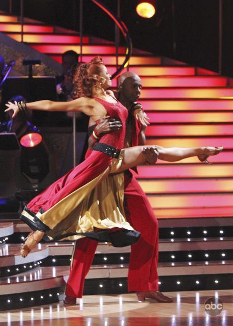 Still of Jerry Rice in Dancing with the Stars (2005)