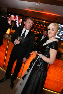 Guy Ritchie and Gwen Stefani at event of The 79th Annual Academy Awards (2007)