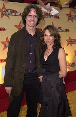 Susanna Hoffs and Jay Roach