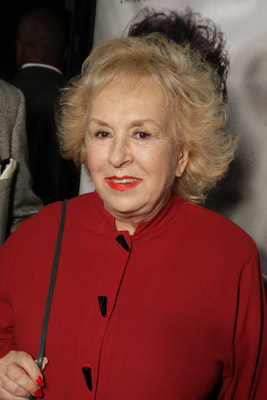 Doris Roberts at event of Milk (2008)