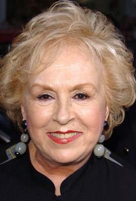 Doris Roberts at event of The Longest Yard (2005)