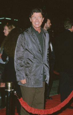 Robbie Robertson at event of End of Days (1999)