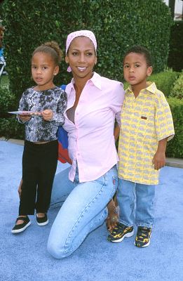Holly Robinson Peete at event of Blue's Big Musical Movie (2000)