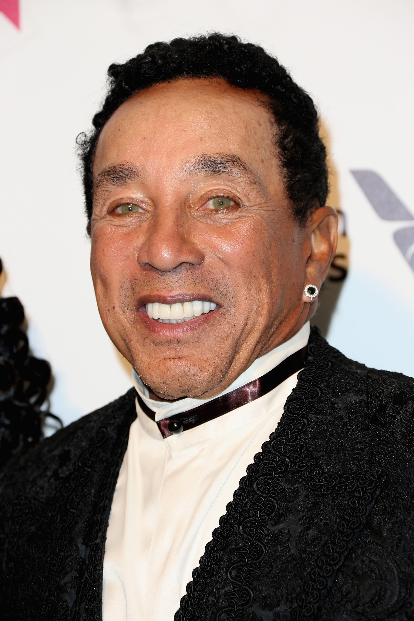 Smokey Robinson at event of The Oscars (2015)