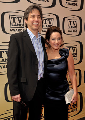 Patricia Heaton and Ray Romano