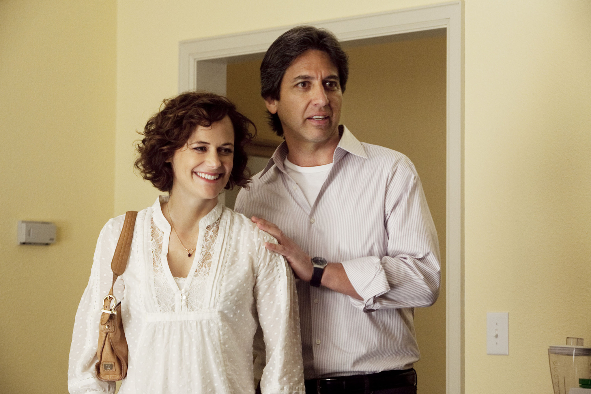 Still of Ray Romano and Sarah Clarke in Men of a Certain Age (2009)