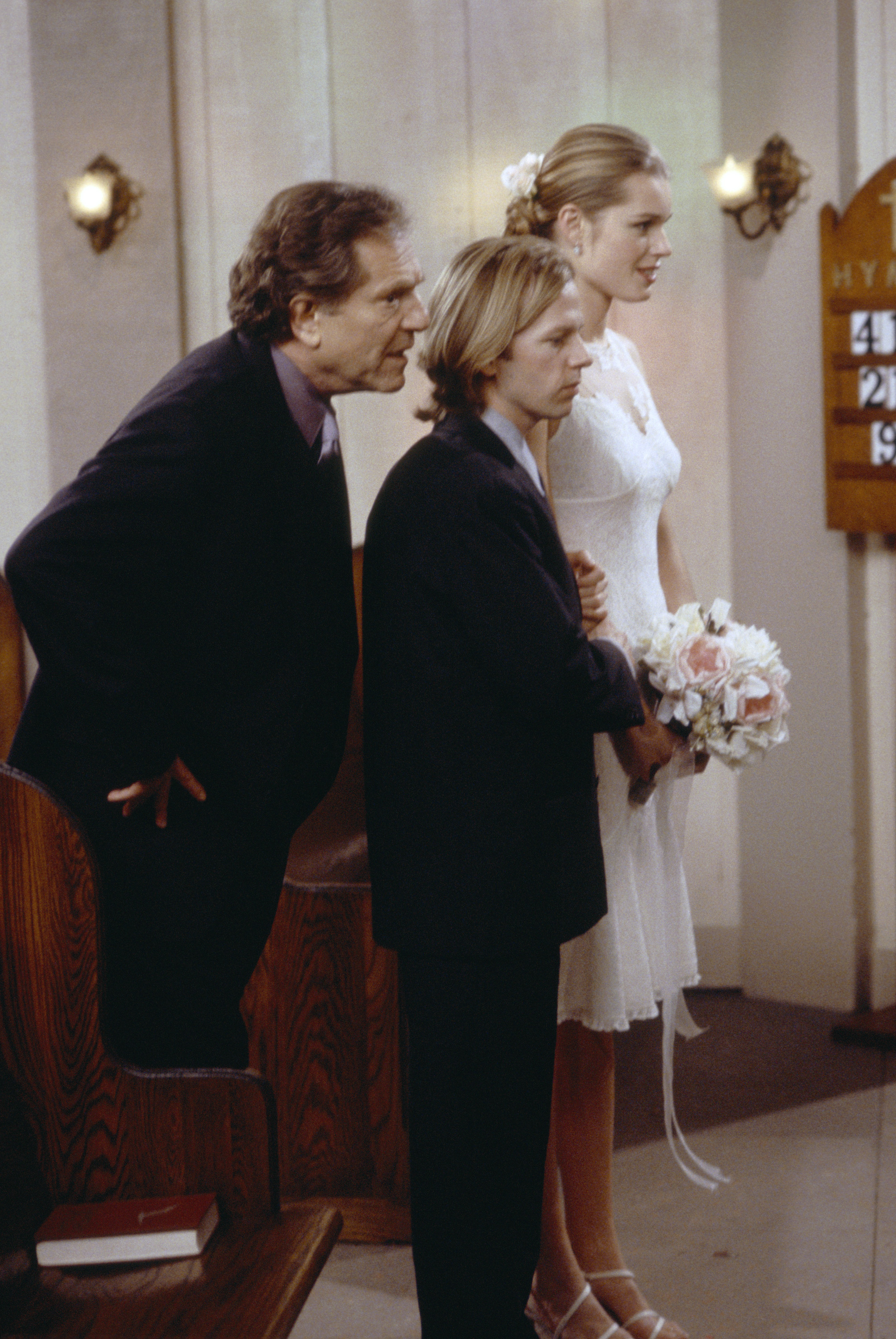 Still of George Segal, Rebecca Romijn and David Spade in Just Shoot Me! (1997)