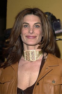 Hilary Shepard at event of Thirteen Days (2000)