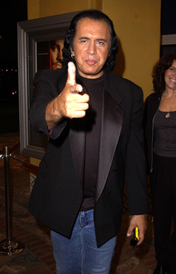 Gene Simmons at event of From Hell (2001)