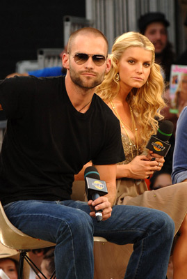 Seann William Scott and Jessica Simpson at event of The Dukes of Hazzard (2005)