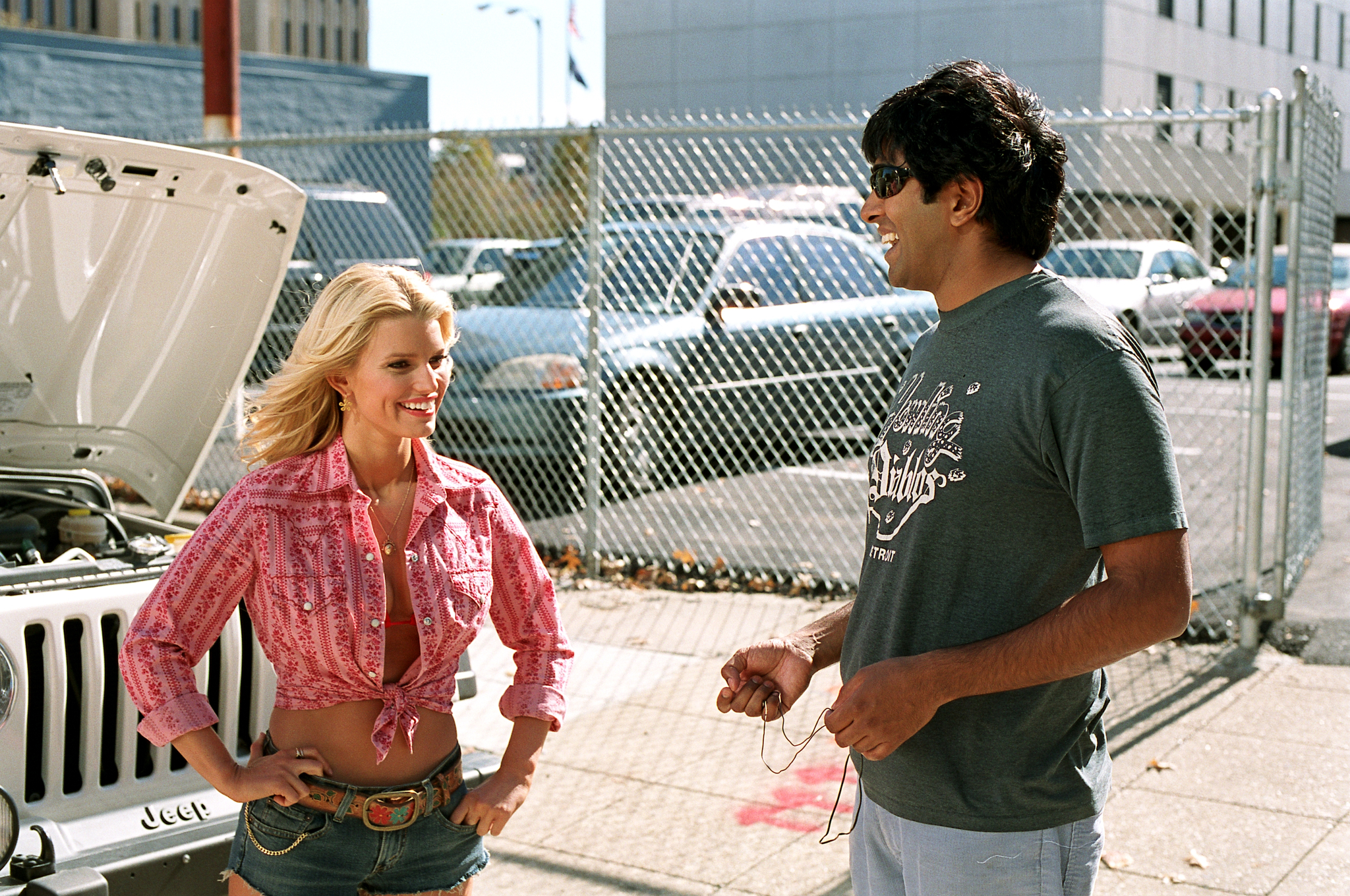 Still of Jessica Simpson and Jay Chandrasekhar in The Dukes of Hazzard (2005)