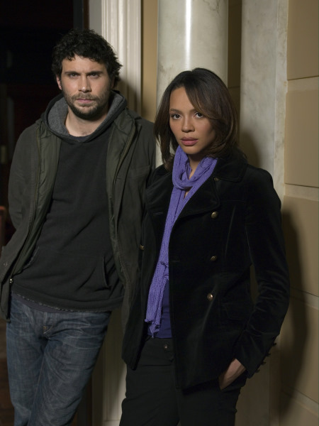 Still of Jeremy Sisto and Carmen Ejogo in Kidnapped (2006)