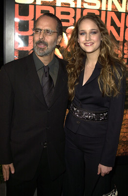 Jon Avnet and Leelee Sobieski at event of Uprising (2001)