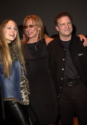 Albert Brooks, Christine Lahti and Leelee Sobieski