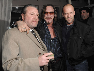 Mickey Rourke, Jason Statham and Ray Winstone at event of The Wrestler (2008)