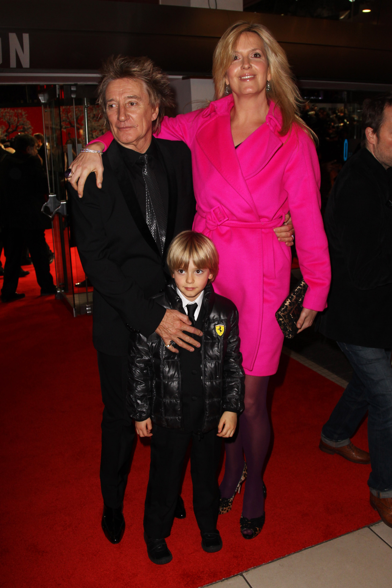 Rod Stewart and Penny Lancaster at event of Hugo isradimas (2011)