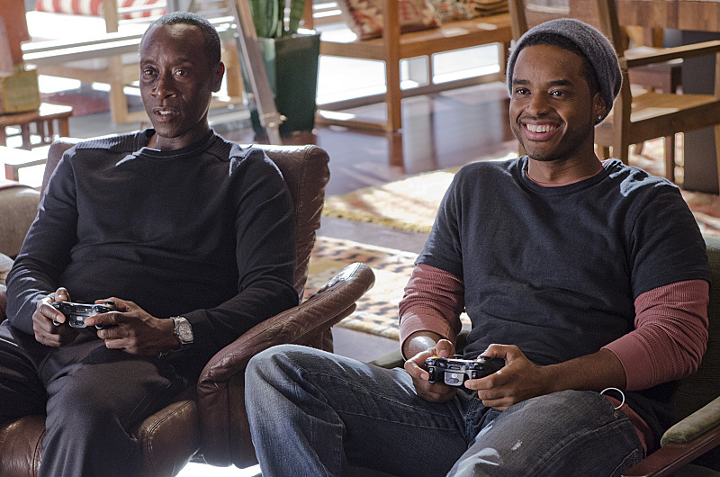 Still of Don Cheadle, Larenz Tate and Randy Tepper in House of Lies: Wonders of the World (2013)