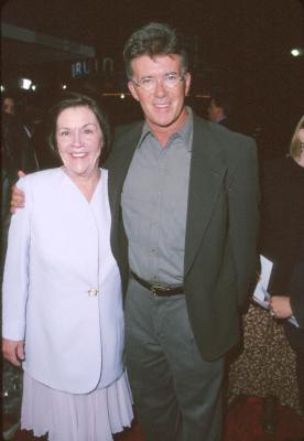 Alan Thicke at event of Life (1999)