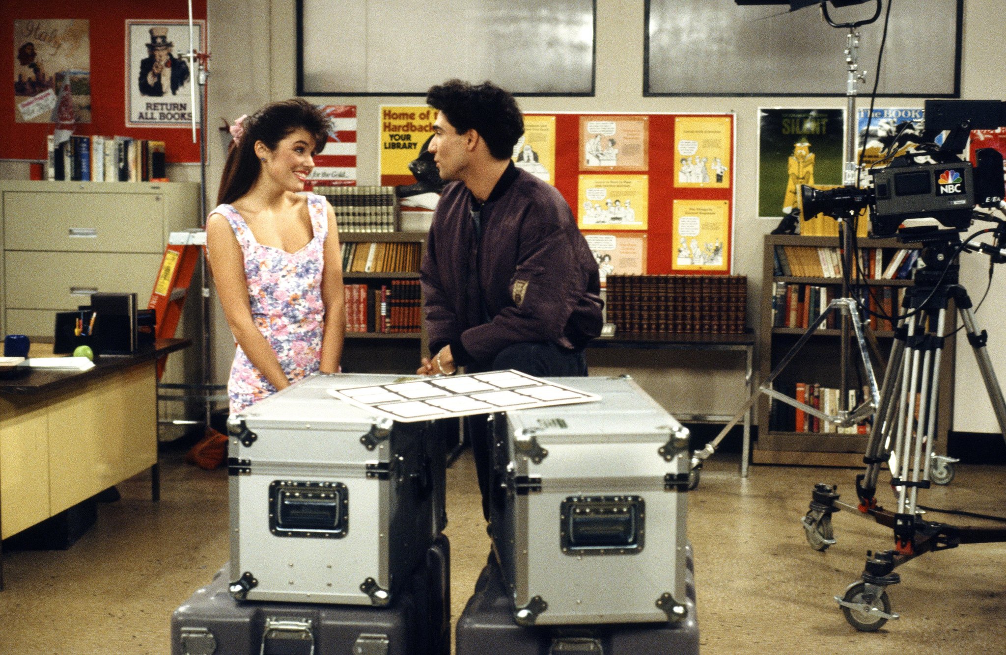 Still of Tiffani Thiessen and Eddie Garcia in Saved by the Bell (1989)