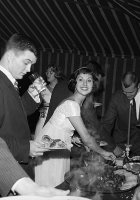 Marlo Thomas at her birthday party circa 1958