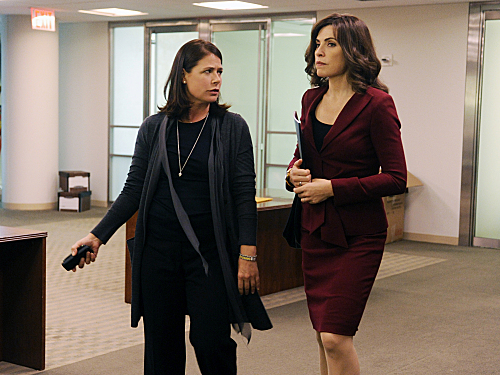 Still of Julianna Margulies and Maura Tierney in The Good Wife (2009)