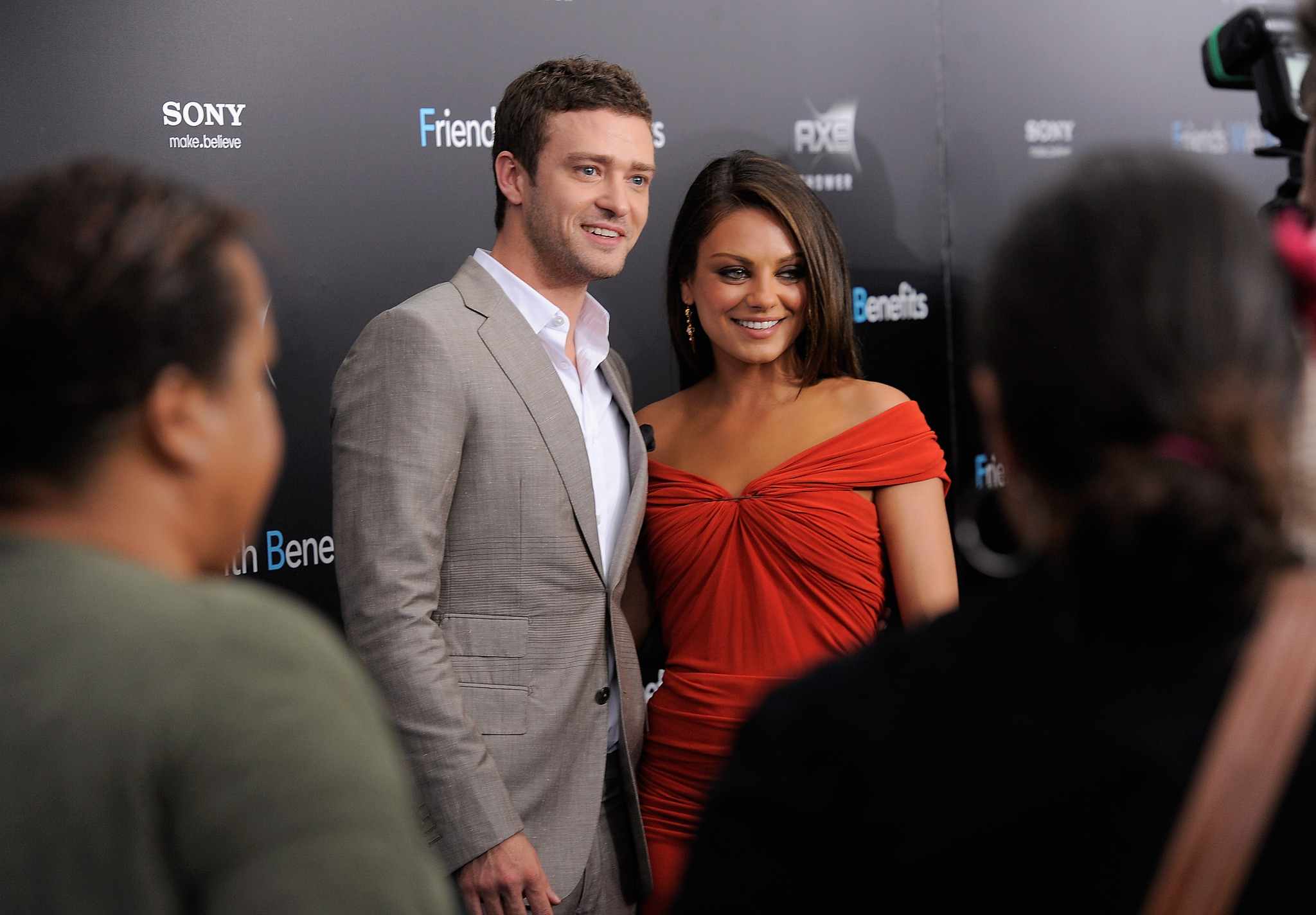 Mila Kunis and Justin Timberlake at event of Draugiskas seksas (2011)