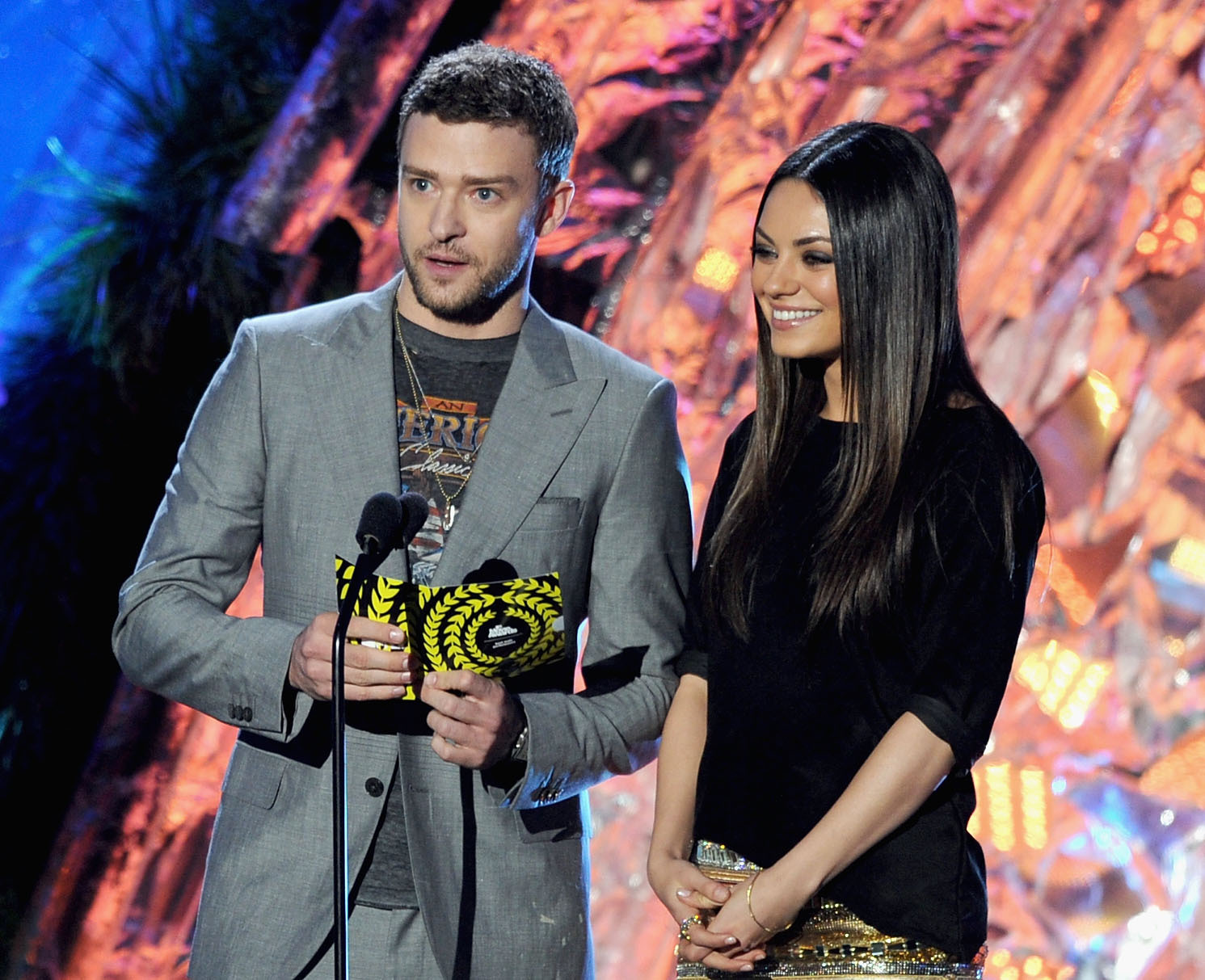 Mila Kunis and Justin Timberlake at event of 2011 MTV Movie Awards (2011)