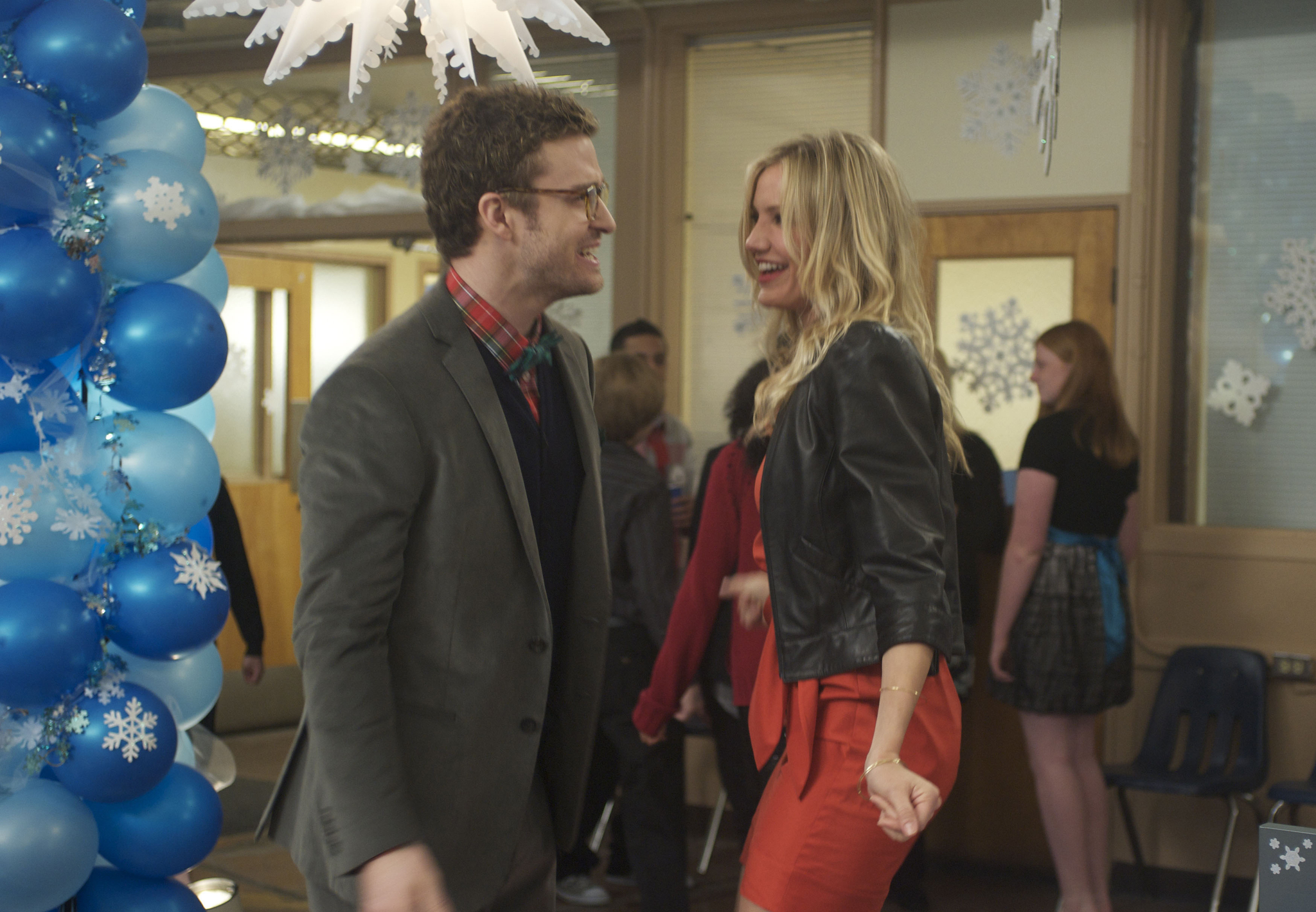 Still of Cameron Diaz and Justin Timberlake in Afigena mokytoja (2011)