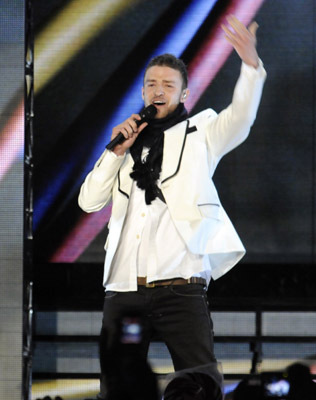 Justin Timberlake at event of Madonna: Live from Roseland Ballroom (2008)