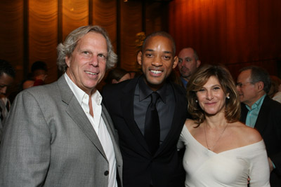 Will Smith, Steve Tisch and Amy Pascal at event of The Pursuit of Happyness (2006)