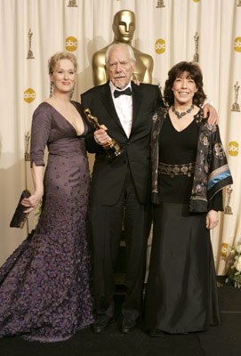 Robert Altman, Meryl Streep and Lily Tomlin at event of The 78th Annual Academy Awards (2006)