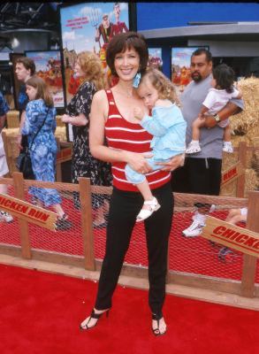 Janine Turner at event of Chicken Run (2000)