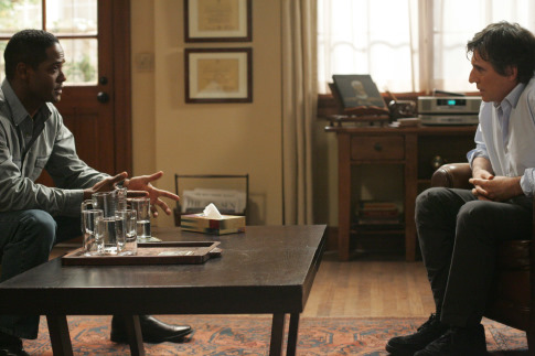 Still of Gabriel Byrne and Blair Underwood in In Treatment (2008)