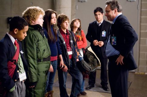 Still of Wilmer Valderrama, Lewis Black, Dyllan Christopher, Quinn Shephard, Gia Mantegna and Tyler James Williams in Nelydimi nepilnameciai (2006)