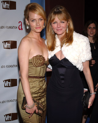 Amber Valletta and Cheryl Tiegs