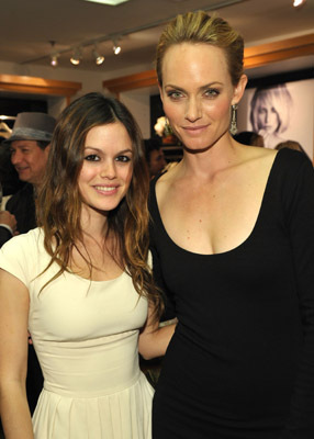 Amber Valletta and Rachel Bilson