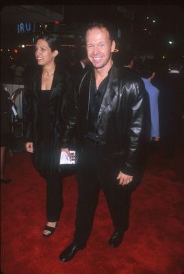 Donnie Wahlberg at event of Three Kings (1999)