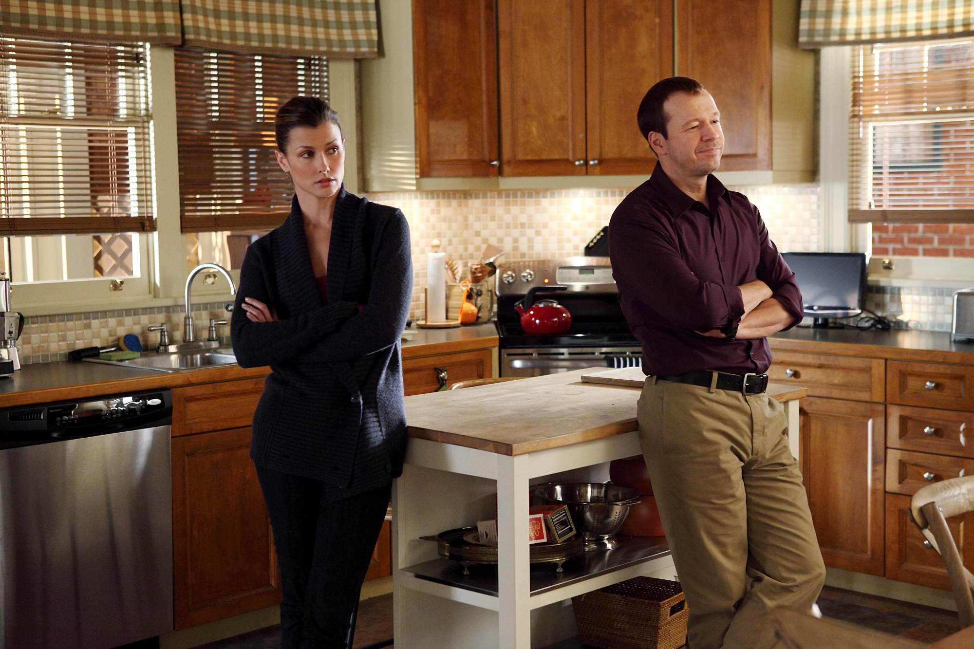 Still of Bridget Moynahan and Donnie Wahlberg in Blue Bloods (2010)